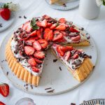 Erdbeer Stracciatella Kuchen