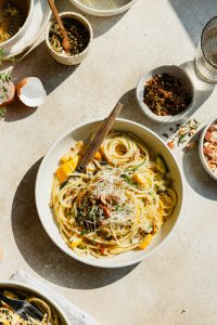 Zucchini Carbonara mit Pangrattato